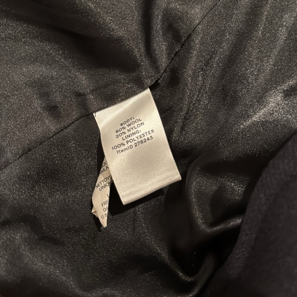 Women’s LL Bean Signature Wool Peacoat - Picture 5 of 5